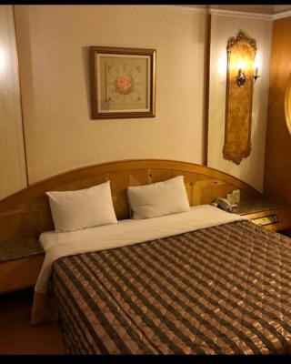 Huang Jia Hotel