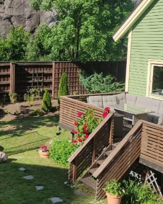 Cozy house with a garden, Child-friendly