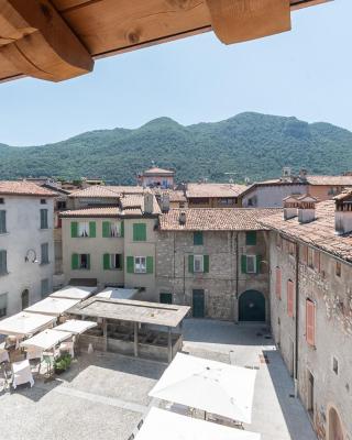 La Piazzetta