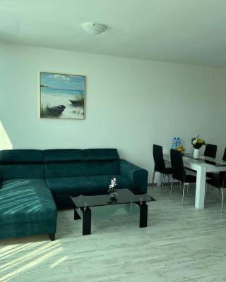 Spacious and cozy Apartment in complex Del Sol