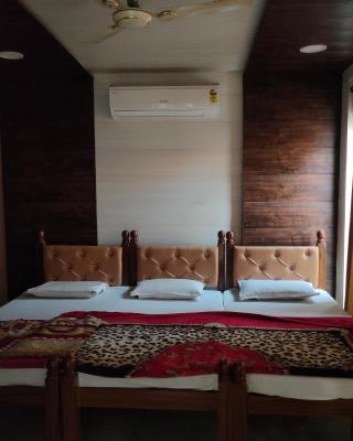 Hotel Shubhadra Guest House