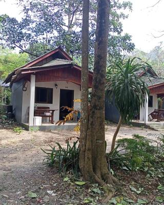 Maleeya garden guest house
