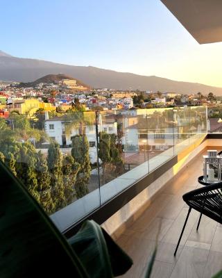 Lujoso Apartamento completo, Piscina, Terraza con vistas al Teide