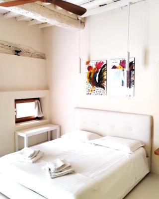 CASINA TOSCANA, Cozy studio in the heart of Campiglia Marittima with FREE Wi-Fi