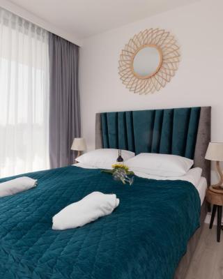 Royal Waves Resort & SPA - Apartment with Parking by Renters