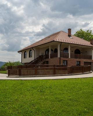 Apartmani Vinarije IN