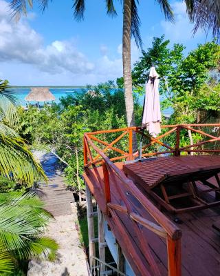 Villa Ensueño, Lagoon Private Front