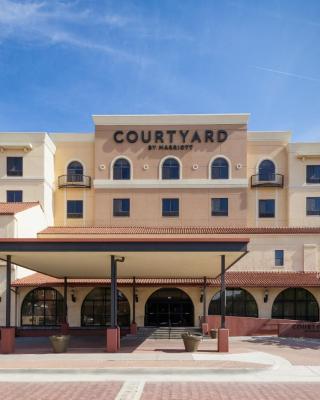 Courtyard by Marriott Wichita at Old Town