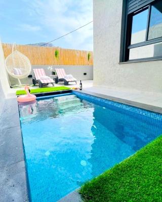 Yalarent Melody- Suites with privat pools