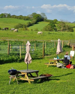 Knapp Farm Glamping Lodge 2