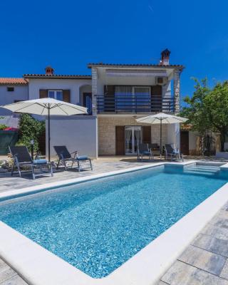 Holiday Home Reaa by Interhome