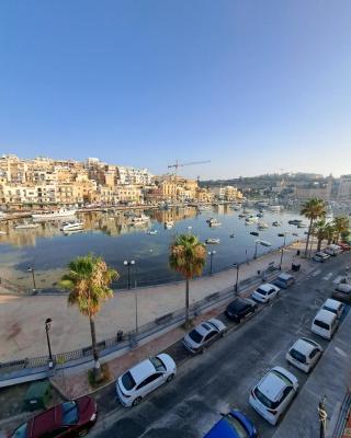 B&S Accommodation Seafront Duplex Penthouse Marsascala, Malta