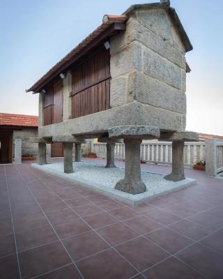Casa Angelita terraza con hórreo y barbacoa