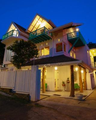 Ceylon House By Sunrise