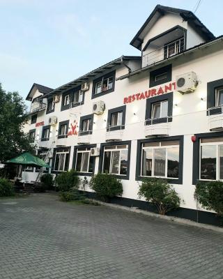 Hotel Mya