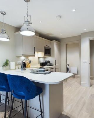 Malone Apartment on Lisburn Road by Lesley