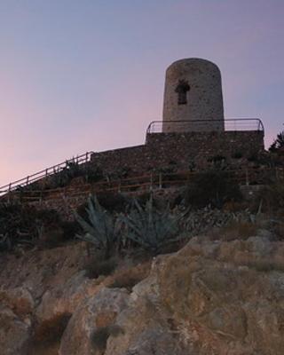 La Casilla: Casa acogedora a los pies de la Atalaya.