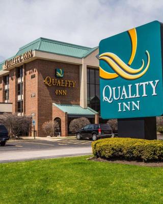 Quality Inn Schaumburg - Chicago near the Mall