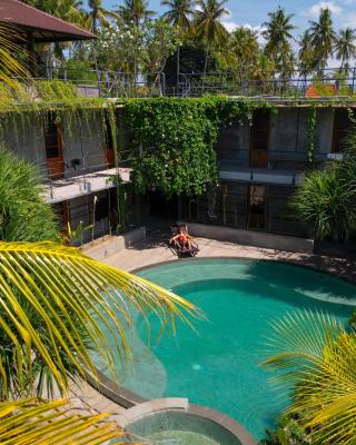 Mangroove Bay Boutique Hostel