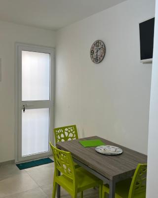 Campomarino di Maruggio - Casa vacanza nuova con tutti i comfort