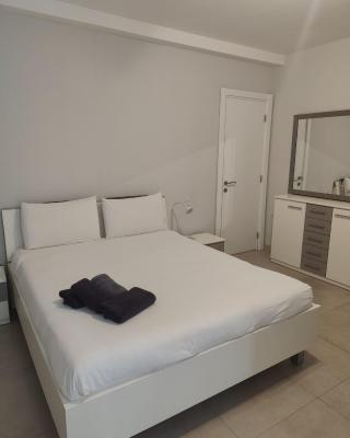 Gżira, 2 bedroom apartment