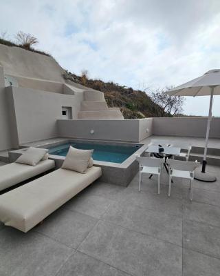 Petroma Cave Suites