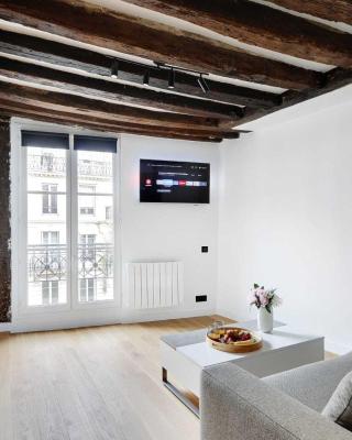 Studio 2P renovated rue des Archives Marais Clim 4