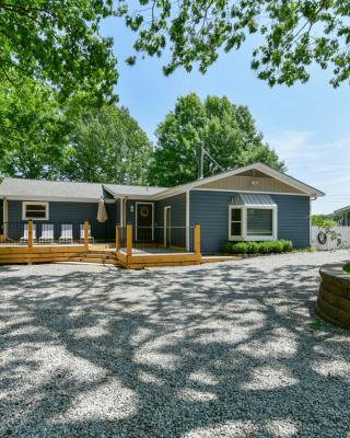 Large, private home mins to Silver Dollar City!