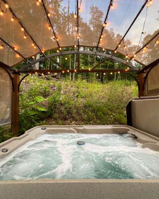 Dreamy Couples Cabin in the Shenandoah Forrest