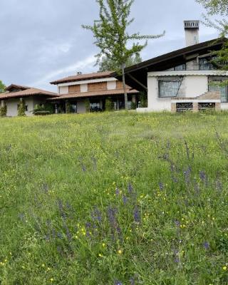 Country House Accommodation on Dreamway Path - Colfosco di Susegana TV, Veneto, Italy