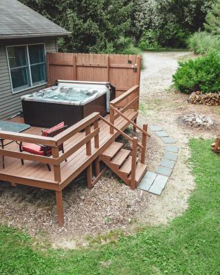 Patriot Cottage at American Heartland Cabins