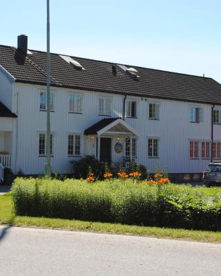 Grong Gård Guesthouse