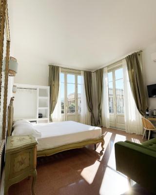 ISOLA - Smart ApartHotel