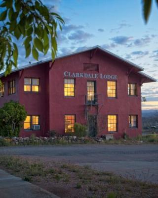 Clarkdale Lodge 208