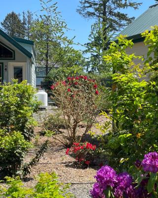 Sheltered Nook On Tillamook Bay