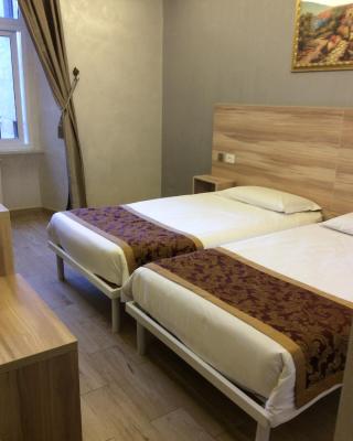 Hotel Rome Love- close to Roma Termini