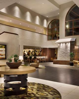 Embassy Suites by Hilton Phoenix Tempe