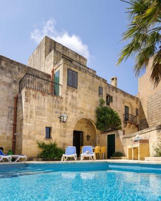 Dar tas-Soru Farmhouse with Private Pool