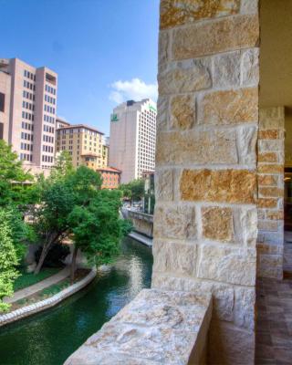 Embassy Suites San Antonio Riverwalk-Downtown