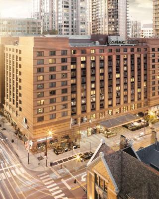 Embassy Suites Chicago - Downtown River North