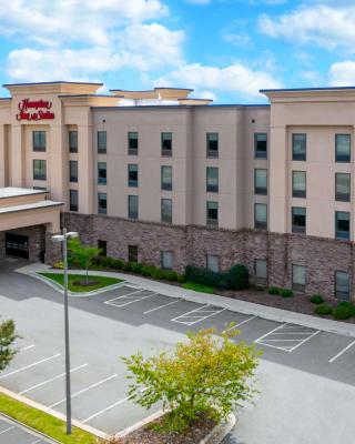 Hampton Inn & Suites Winston-Salem/University Area