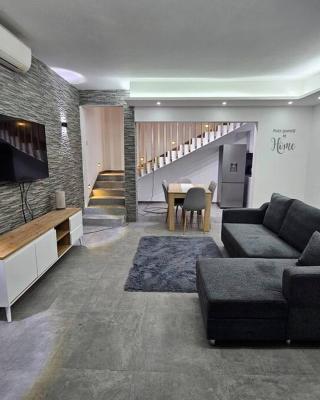 Rooftop Spa Luxury Villa