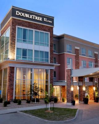 DoubleTree by Hilton West Fargo Sanford Medical Center Area