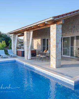 Island Villa Adriana with heated pool and sauna