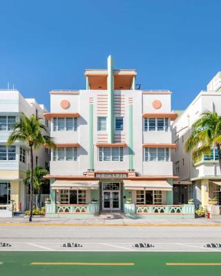 Hilton Vacation Club Crescent on South Beach Miami