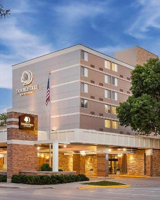 DoubleTree by Hilton Madison Downtown