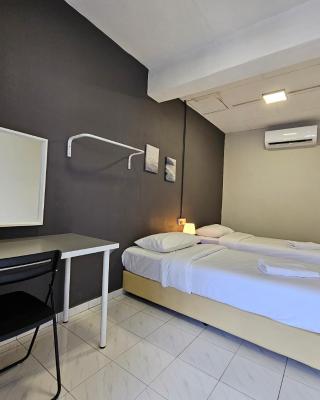 Room at Lebuh Armenian Georgetown City Center