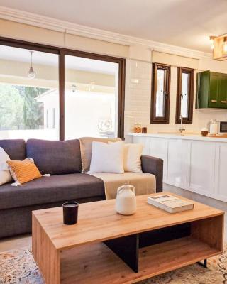 Jasmine Dreams 1bed Apt Wpool