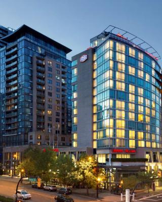 Hampton Inn & Suites, by Hilton - Vancouver Downtown