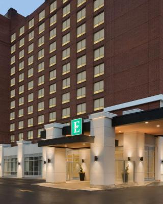 Embassy Suites By Hilton Toronto Airport